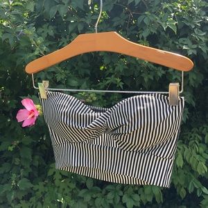 Black white stripe S Tube top
